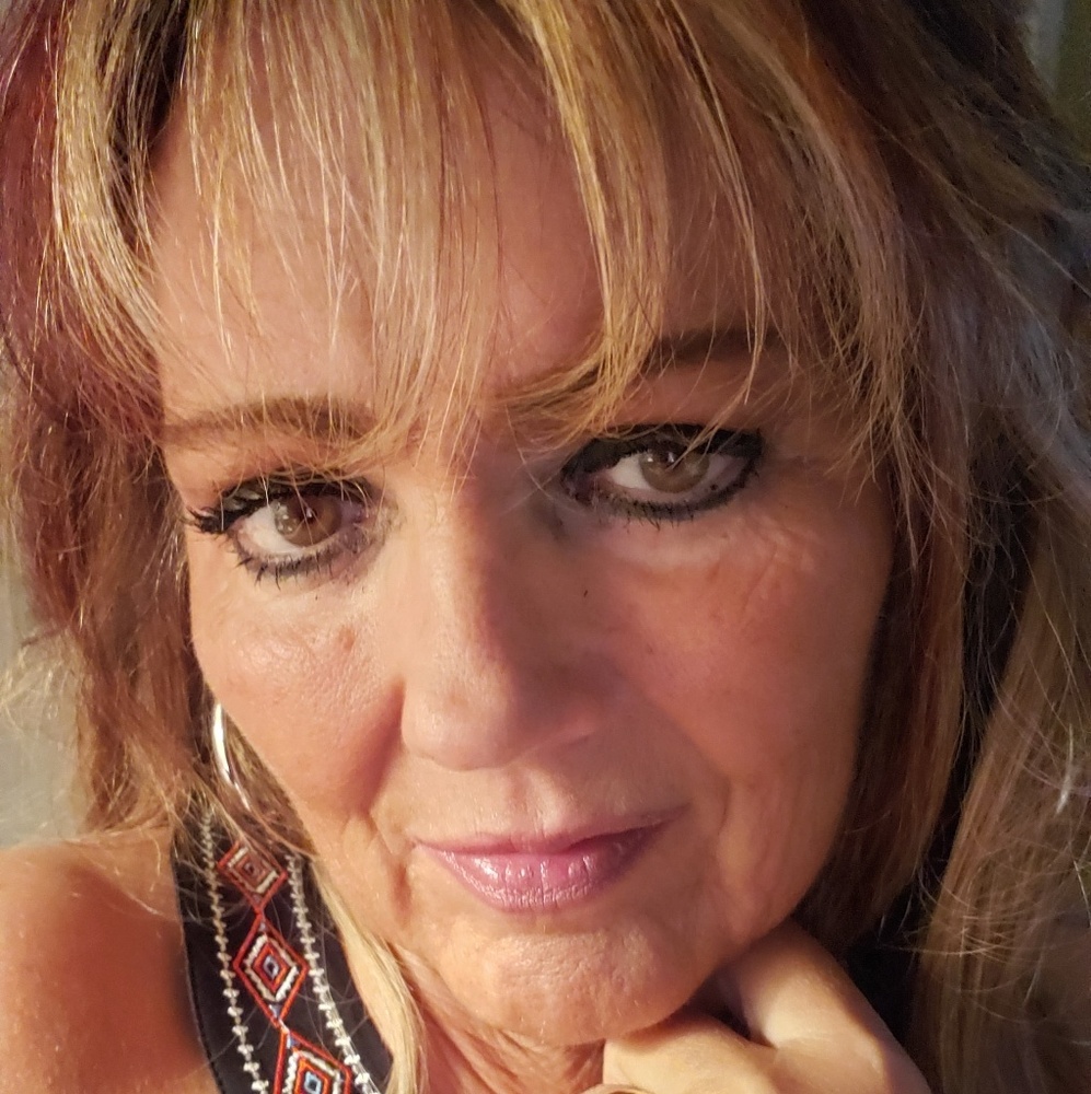 Meet your Posher, Cherie